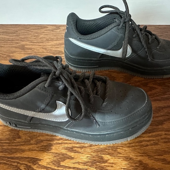 Nike Air Force 1 GS - Picture 4 of 8